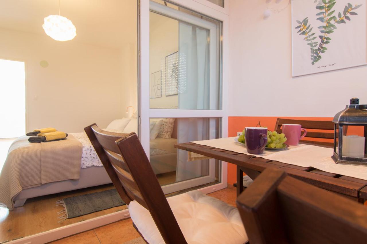 Harbour-Apartment With Sea View And Parking Spot พูลา ภายนอก รูปภาพ